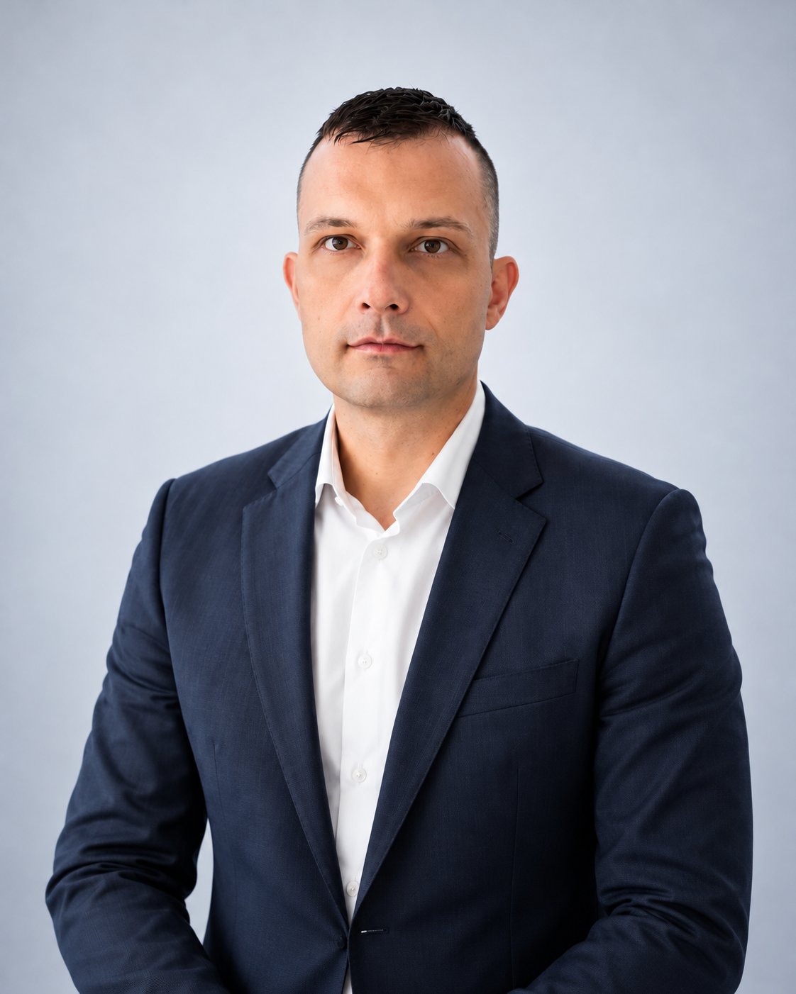 адв. Господин Милев